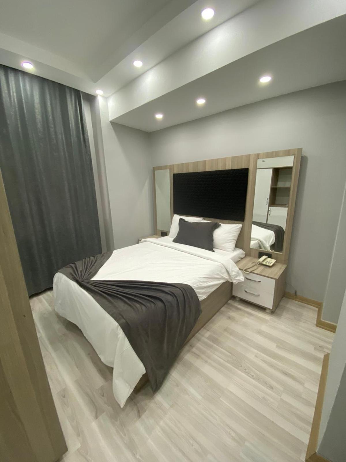 Elit Royal Hotel - Istanbul — Photos 1